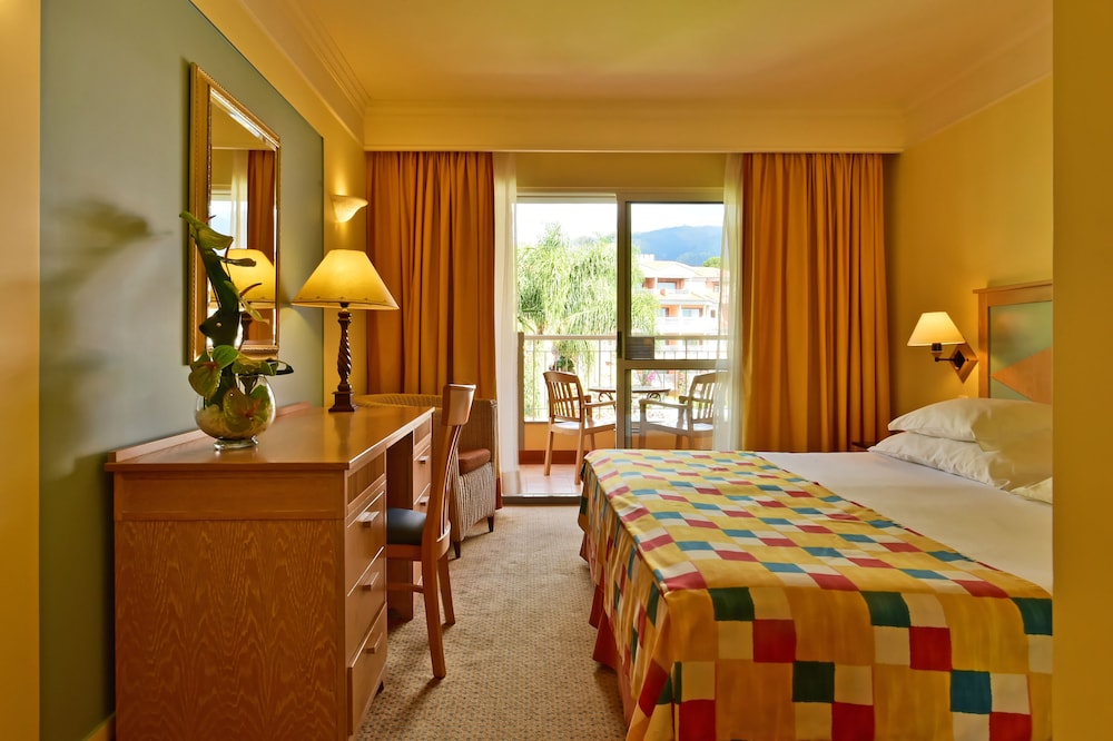 Pestana Miramar Garden & Ocean Resort — Hotel rooms in Funchal, Madeira