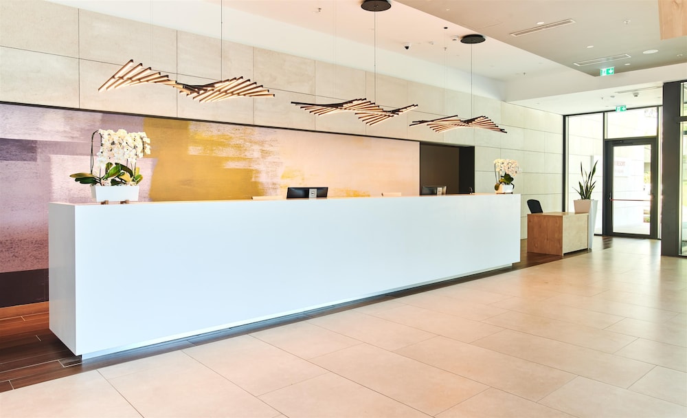 Garden Suites Park Plava Laguna — Hotel building in Poreč, Istria
