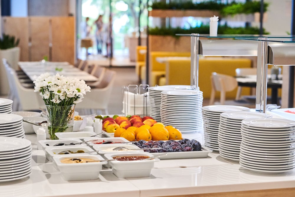 Garden Suites Park Plava Laguna — Restaurant & bars in Poreč, Istria