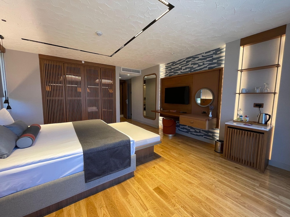 Liberty Lykia — Hotel rooms in Fethiye, Mugla