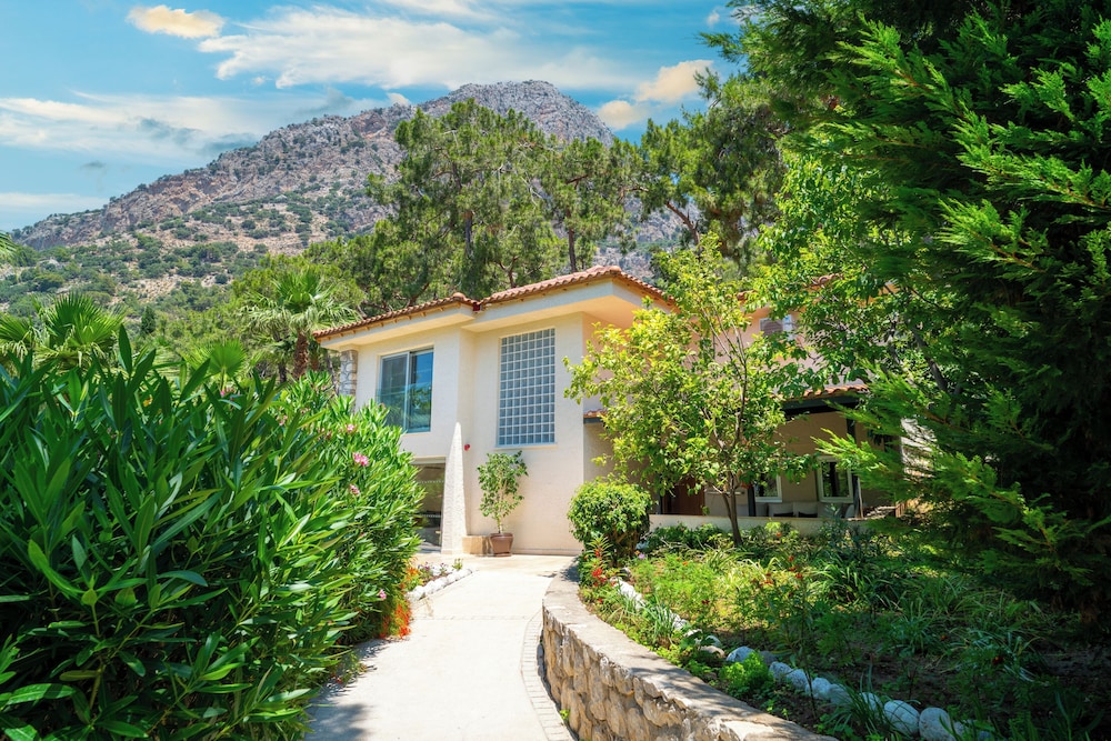 Liberty Lykia — Hotel building in Fethiye, Mugla