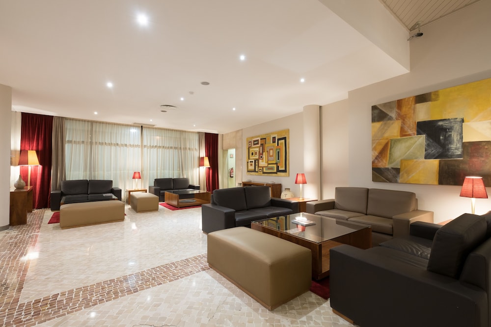 Vila Gale Ampalius Resort Hotel — Hotel building in Vilamoura, Faro
