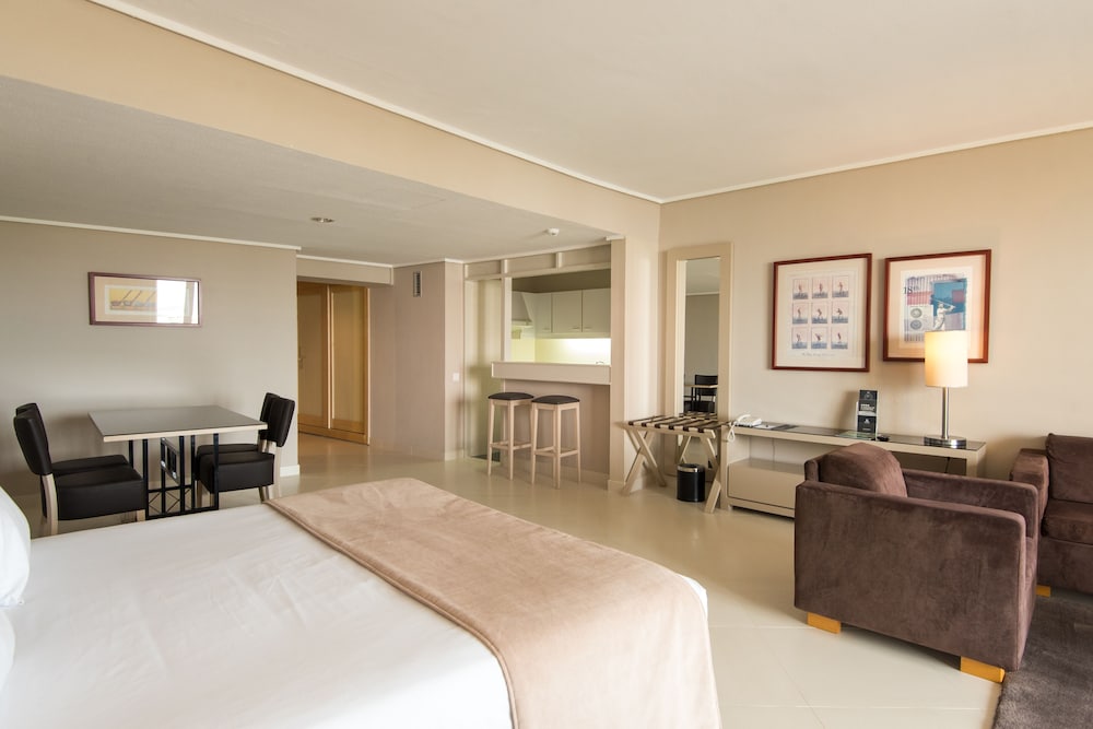 Vila Gale Ampalius Resort Hotel — Hotel rooms in Vilamoura, Faro