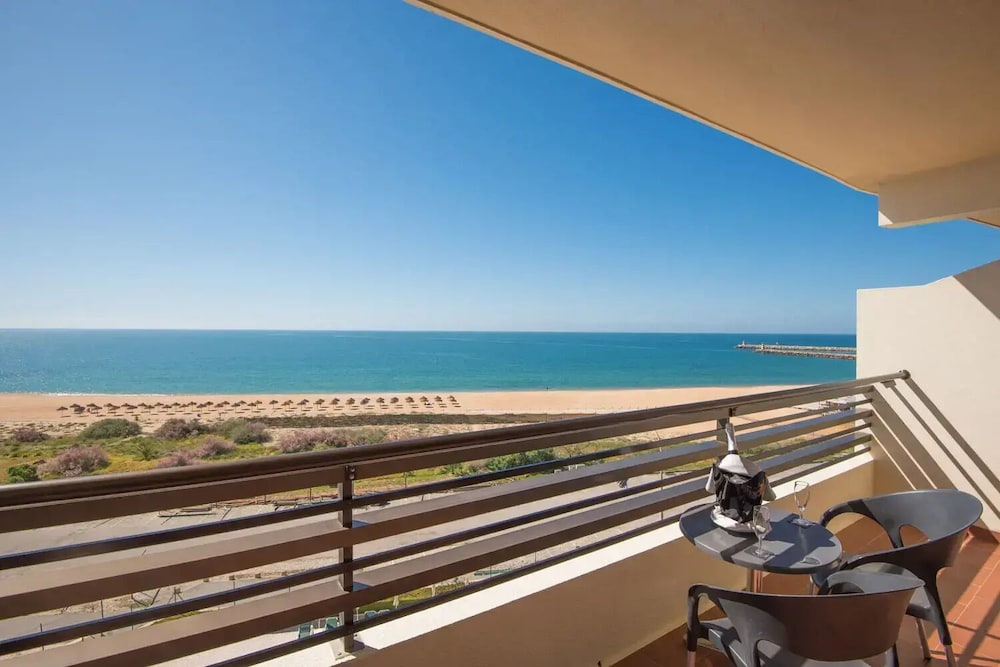 Vila Gale Ampalius Resort Hotel — Beach in Vilamoura, Faro