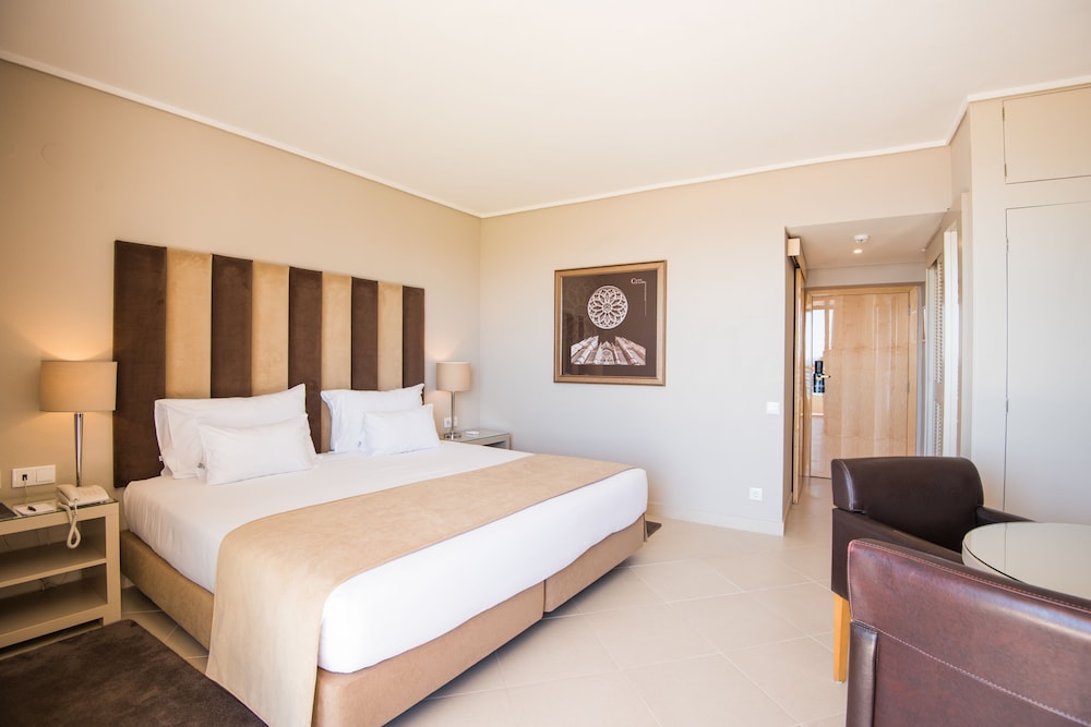 Vila Gale Ampalius Resort Hotel — Hotel rooms in Vilamoura, Faro