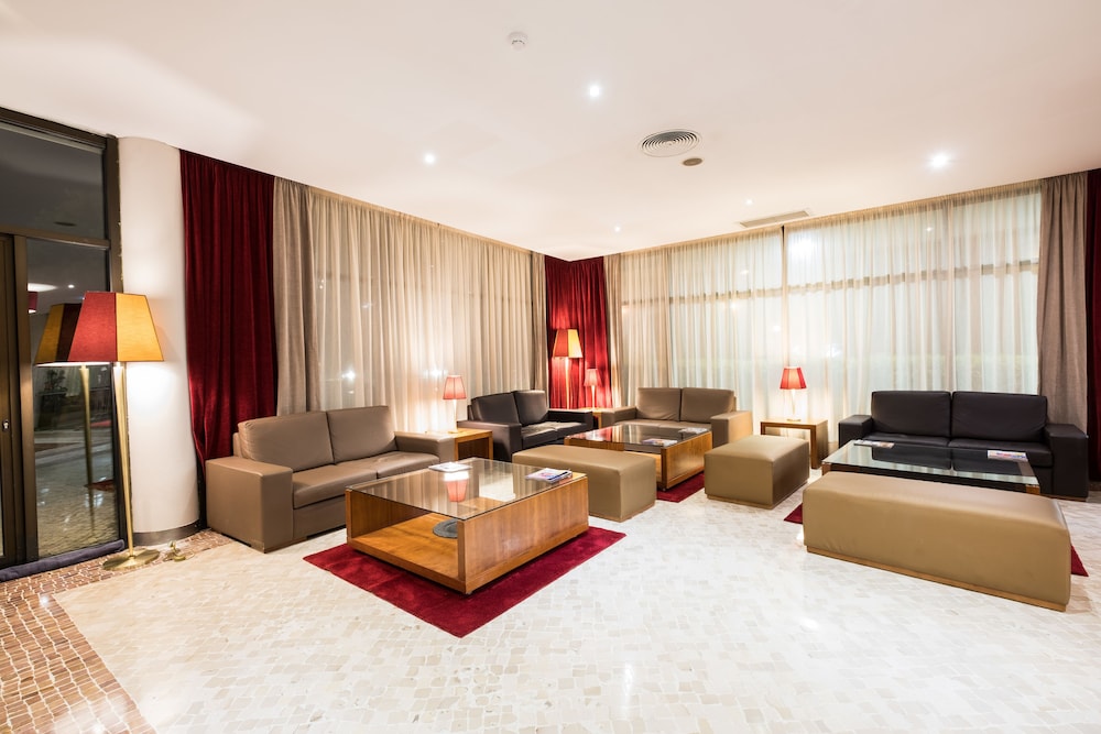 Vila Gale Ampalius Resort Hotel — Restaurant & bars in Vilamoura, Faro