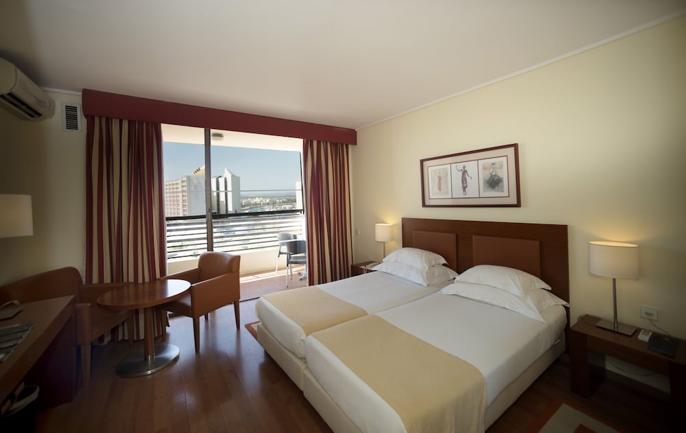 Vila Gale Ampalius Resort Hotel — Hotel rooms in Vilamoura, Faro