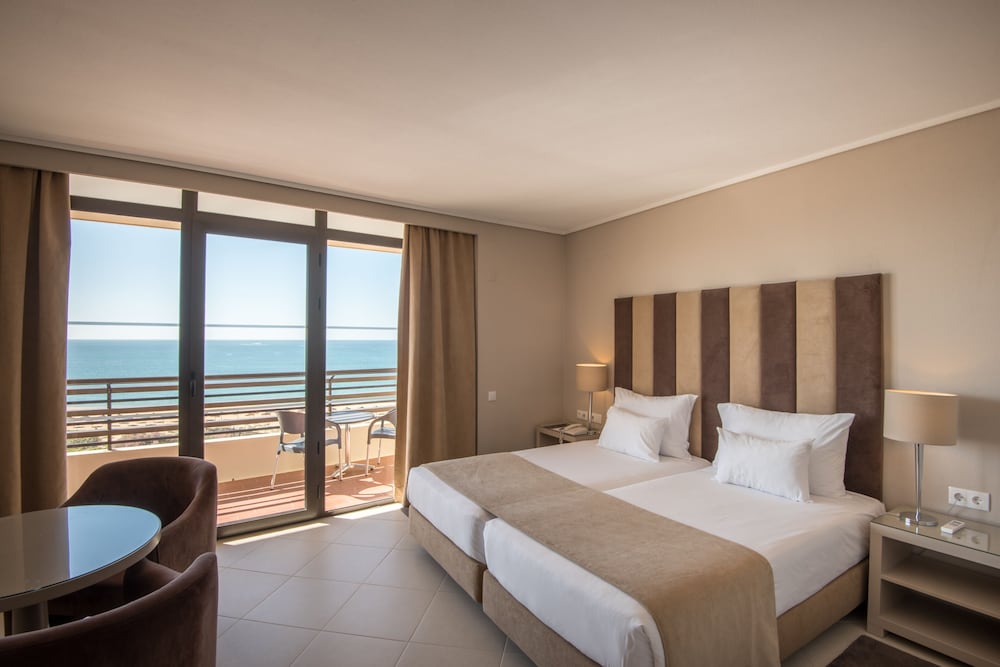 Vila Gale Ampalius Resort Hotel — Hotel rooms in Vilamoura, Faro