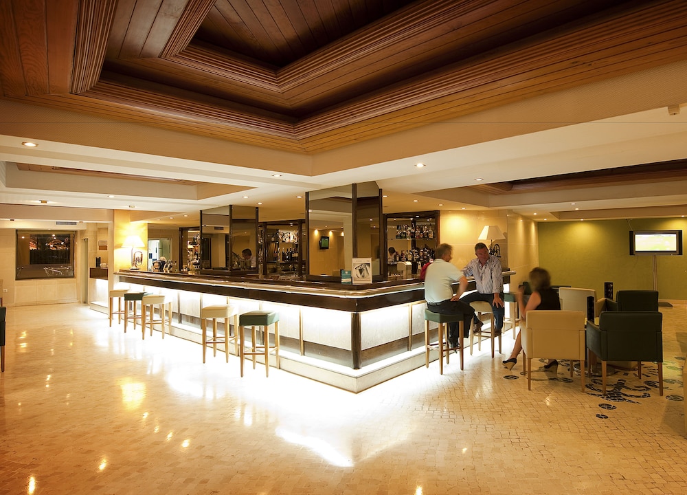 Vila Gale Ampalius Resort Hotel — Restaurant & bars in Vilamoura, Faro