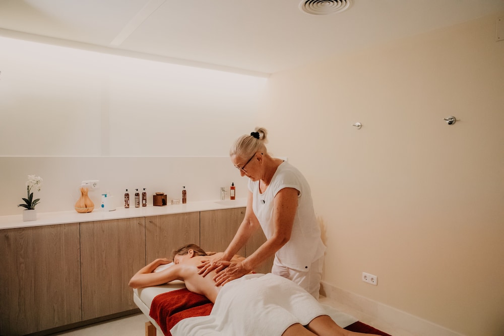 CM Mallorca Palace Hotel - Adults Only — Spa in Sa Coma, Balearic Islands