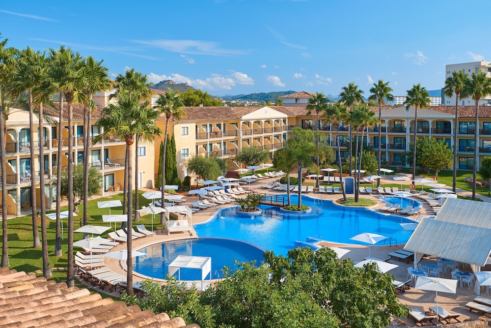 CM Mallorca Palace Hotel - Adults Only — Swimming pool in Sa Coma, Balearic Islands