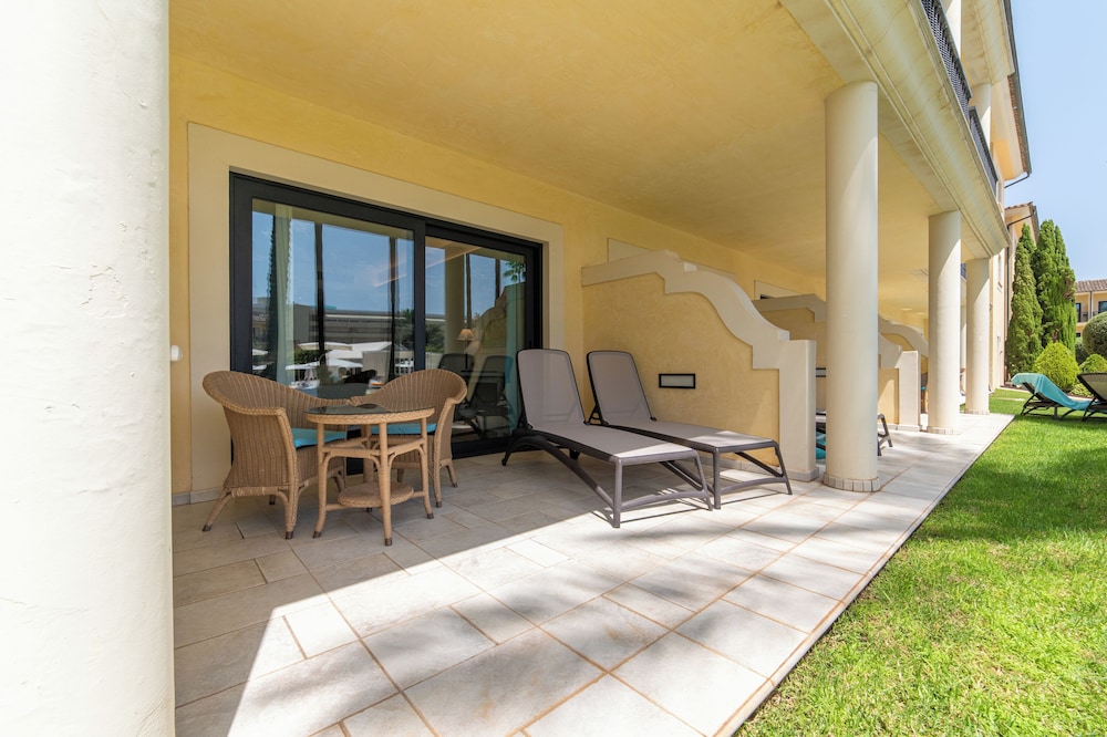 CM Mallorca Palace Hotel - Adults Only — Hotel rooms in Sa Coma, Balearic Islands