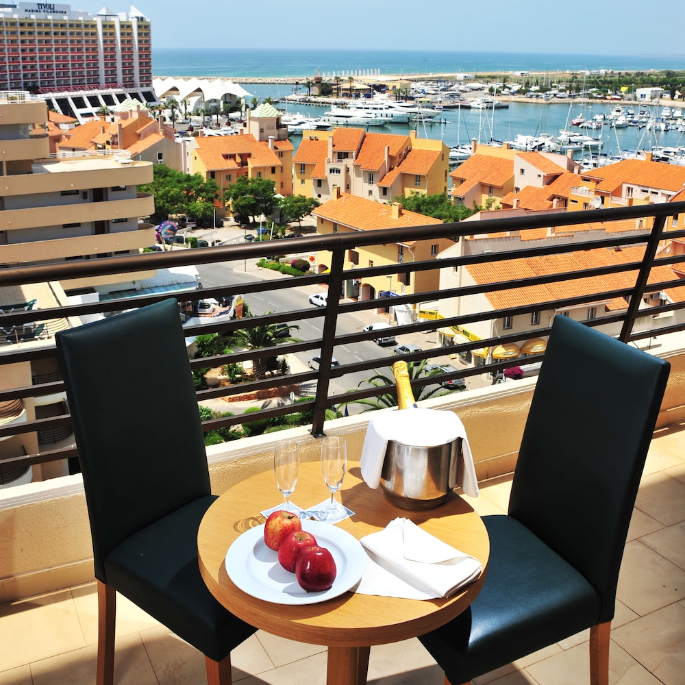 Vila Gale Marina Resort Hotel — Hotel rooms in Vilamoura, Faro