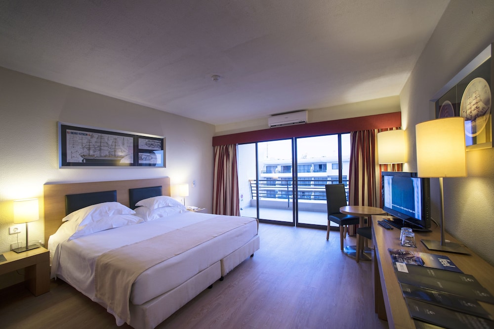 Vila Gale Marina Resort Hotel — Hotel rooms in Vilamoura, Faro