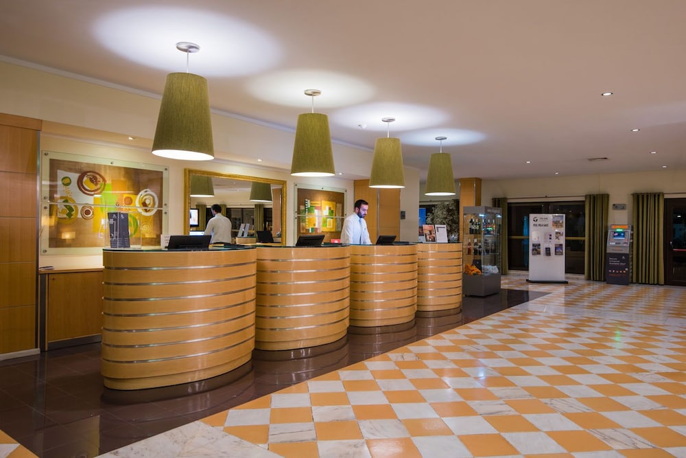 Vila Gale Marina Resort Hotel — Hotel building in Vilamoura, Faro