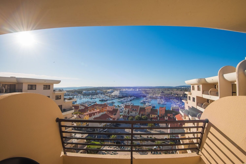 Vila Gale Marina Resort Hotel — Attractions in the area in Vilamoura, Faro