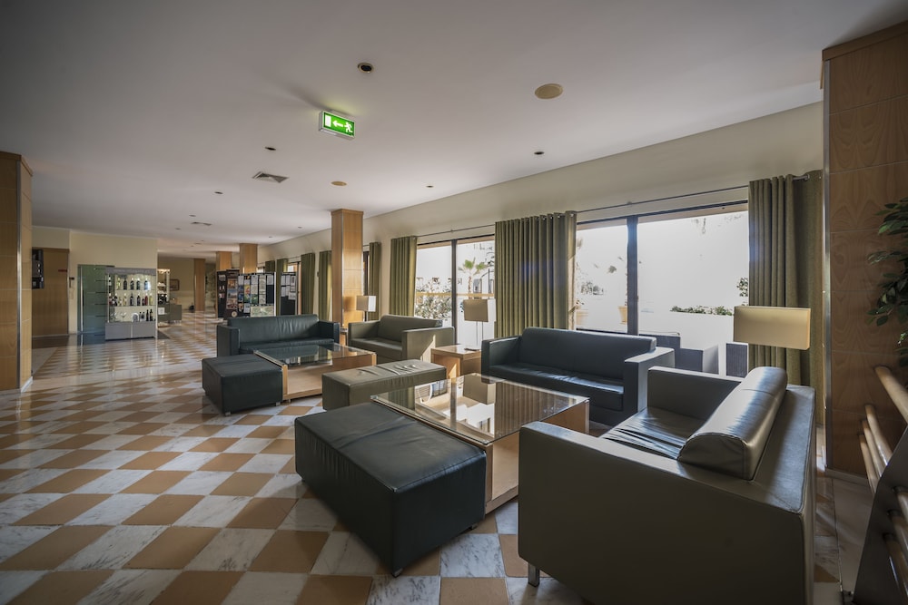 Vila Gale Marina Resort Hotel — Hotel building in Vilamoura, Faro