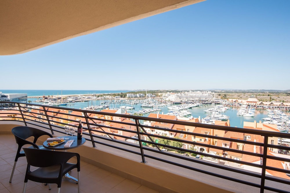 Vila Gale Marina Resort Hotel — Hotel rooms in Vilamoura, Faro