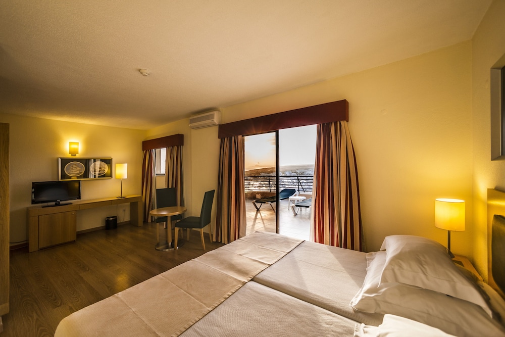 Vila Gale Marina Resort Hotel — Hotel rooms in Vilamoura, Faro