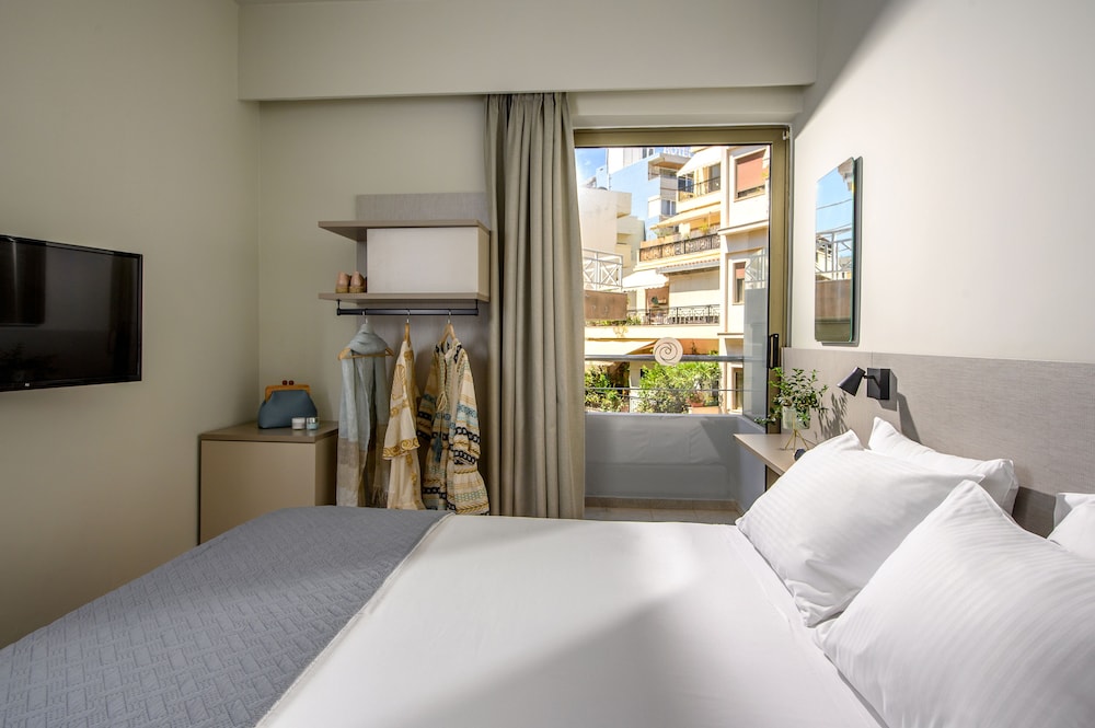 Marin Hotel — Hotel rooms in Heraklion