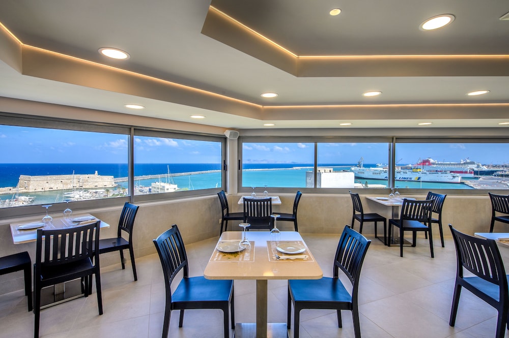Marin Hotel — Restaurant & bars in Heraklion