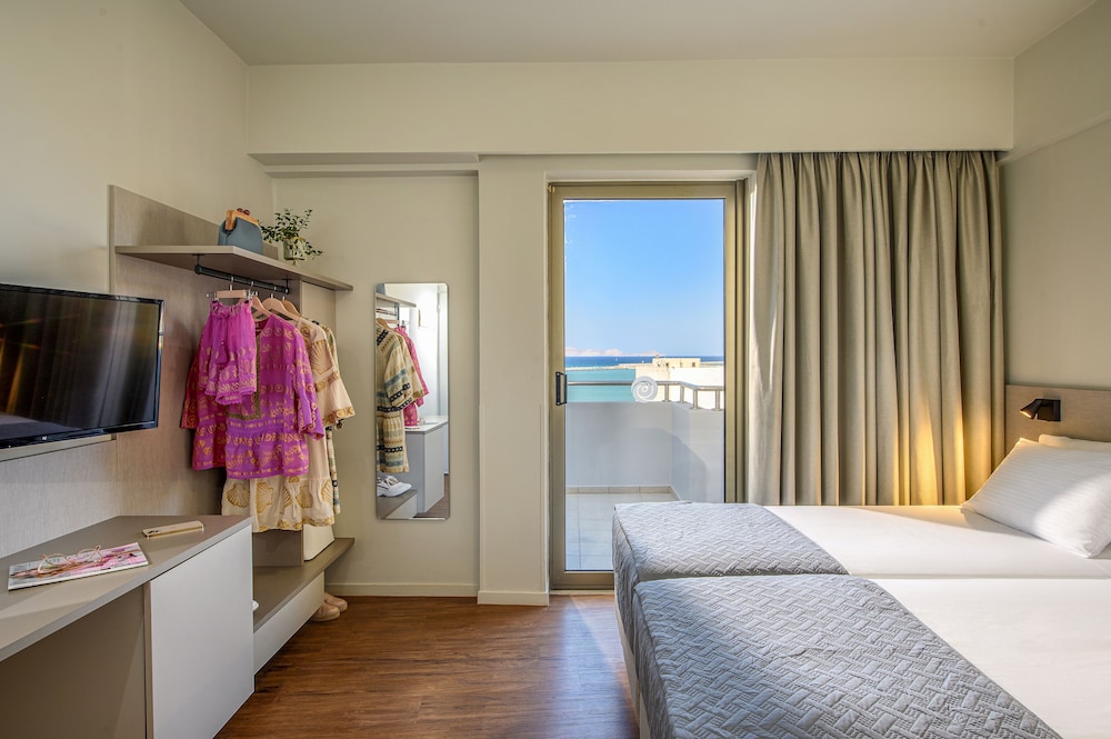 Marin Hotel — Hotel rooms in Heraklion