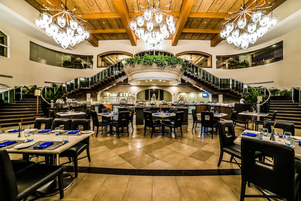The Zuri White Sands, Goa Resort & Casino — Restaurant & bars in Varca, Goa