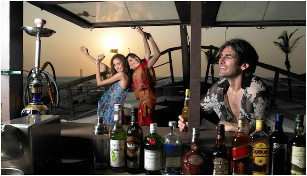 The Zuri White Sands, Goa Resort & Casino — Restaurant & bars in Varca, Goa