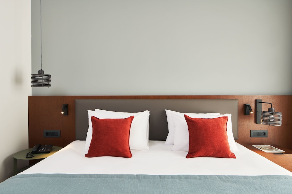 Achilleas Hotel — Hotel rooms in Athens, Attica