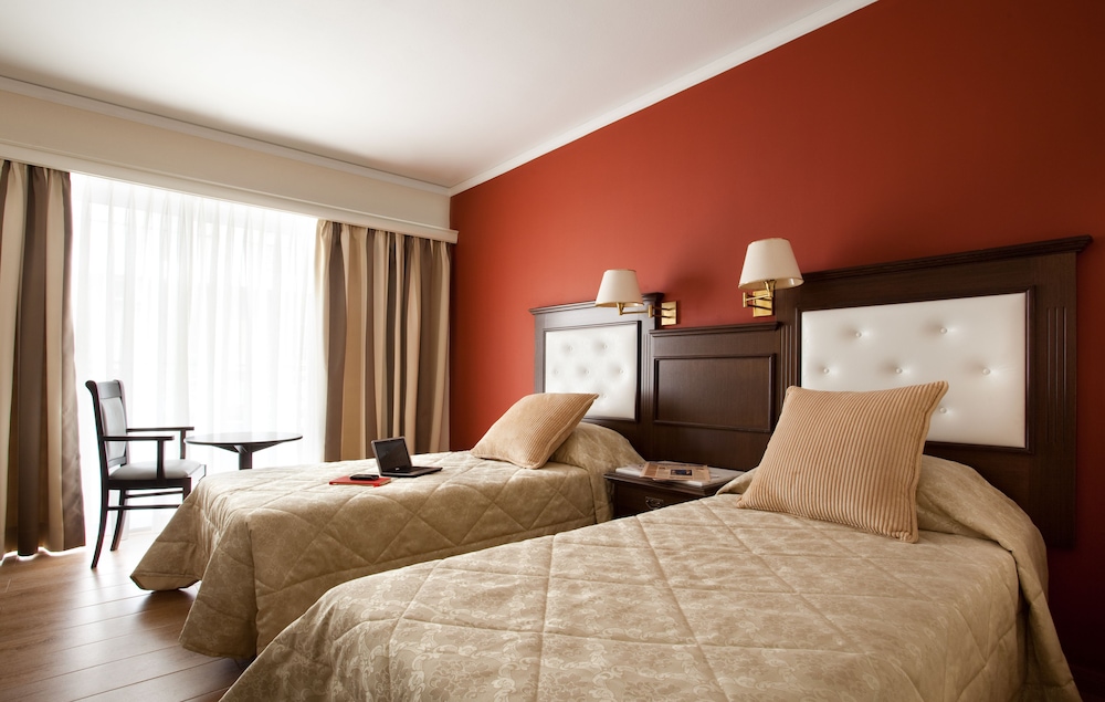 Achillion Palace Hotel Rethymno City Center — Hotel rooms in Rethymnon