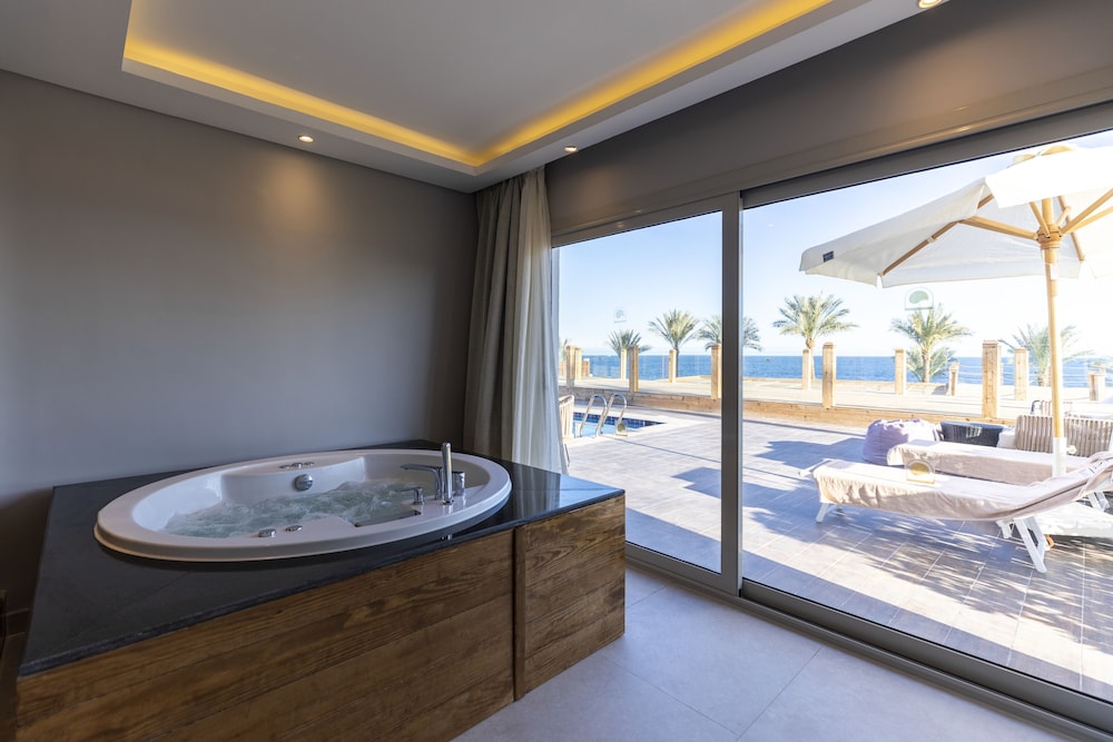 SUNRISE Diamond Beach Resort — Hotel rooms in Sharm El Sheikh, Red Sea