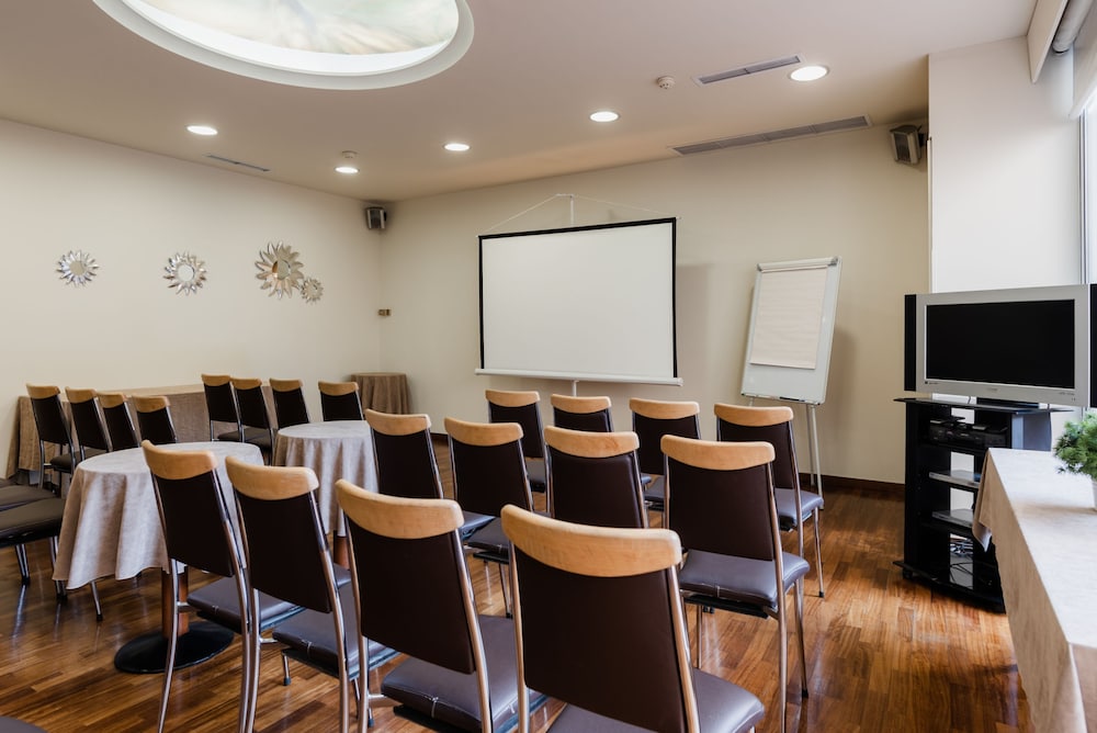 Acropolis Select Hotel — Hotel building in Athens, Attica
