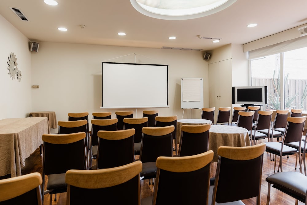 Acropolis Select Hotel — Hotel building in Athens, Attica
