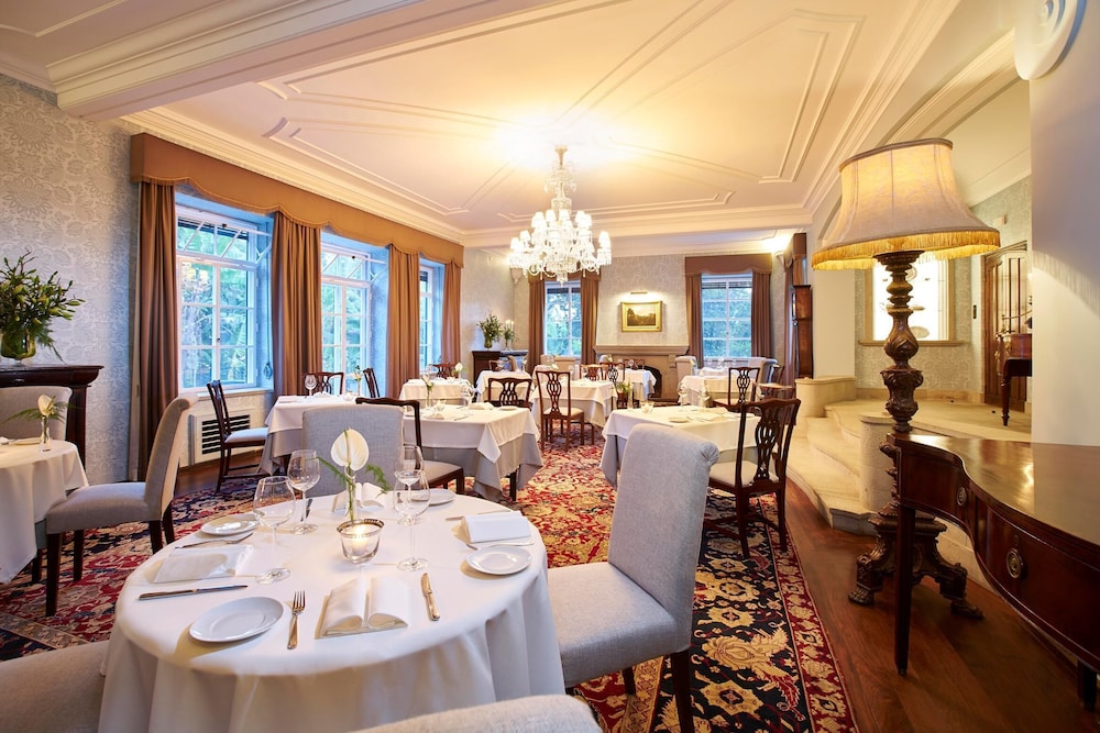 Quinta Da Casa Branca — Restaurant & bars in Funchal, Madeira