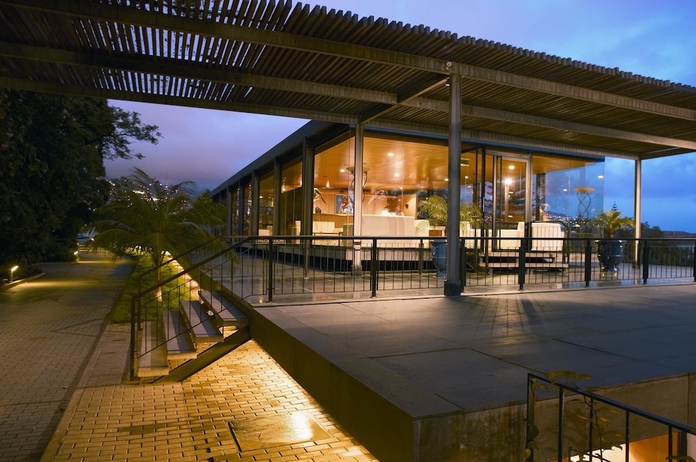 Quinta Da Casa Branca — Restaurant & bars in Funchal, Madeira