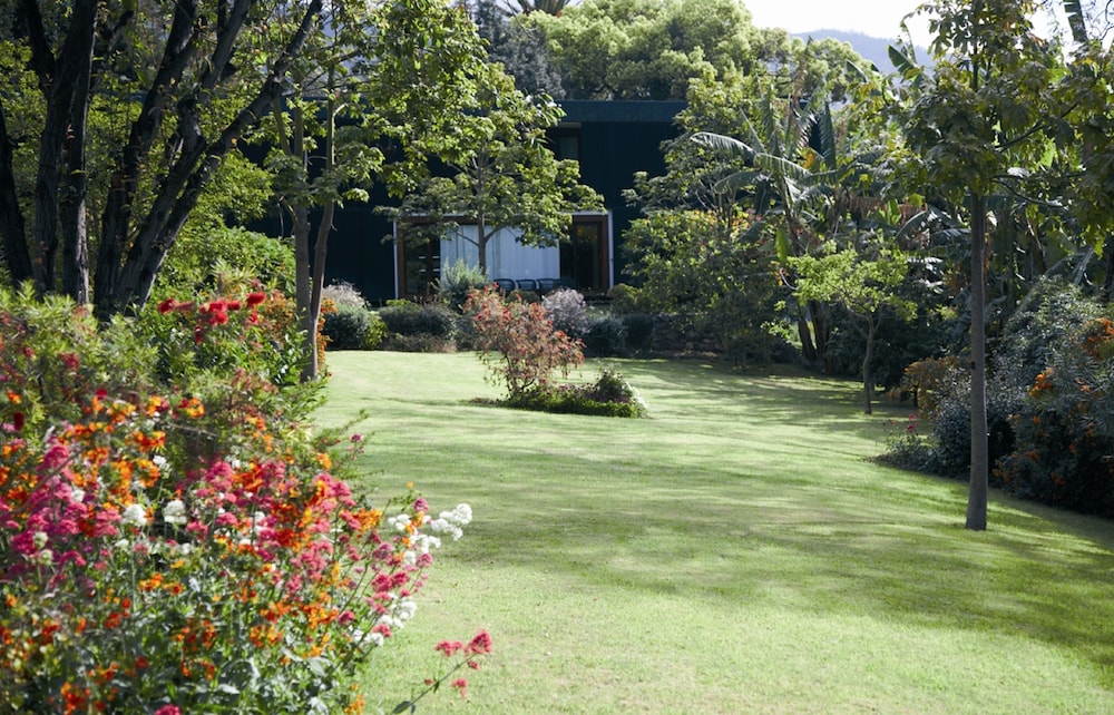 Quinta Da Casa Branca — Hotel building in Funchal, Madeira