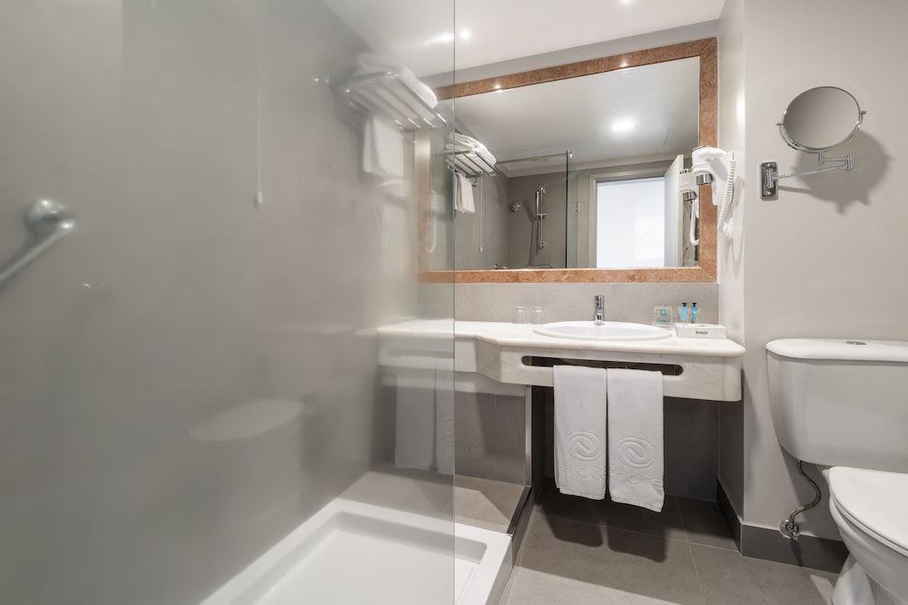 Enotel Magnólia — Hotel rooms in Funchal, Madeira
