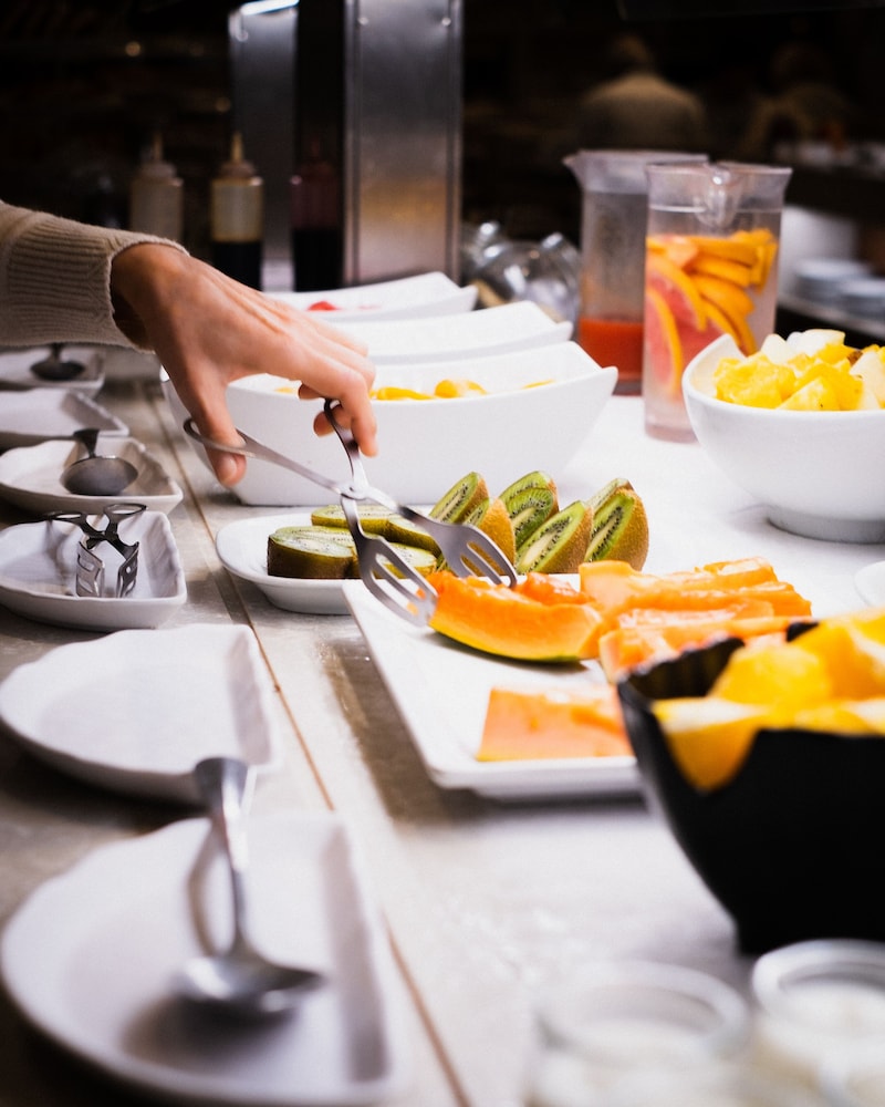 Enotel Magnólia — Restaurant & bars in Funchal, Madeira