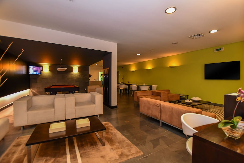 Hotel Quinta Mirabela — Hotel rooms in Funchal, Madeira