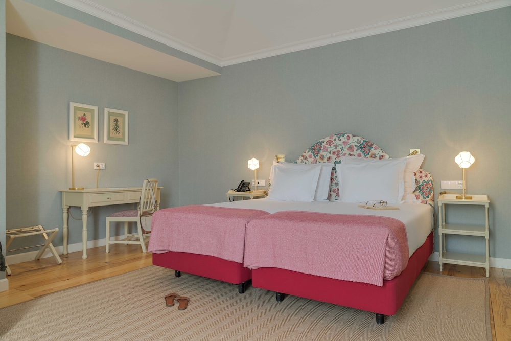 Pestana Quinta Perestrello — Rooms in Funchal, Madeira