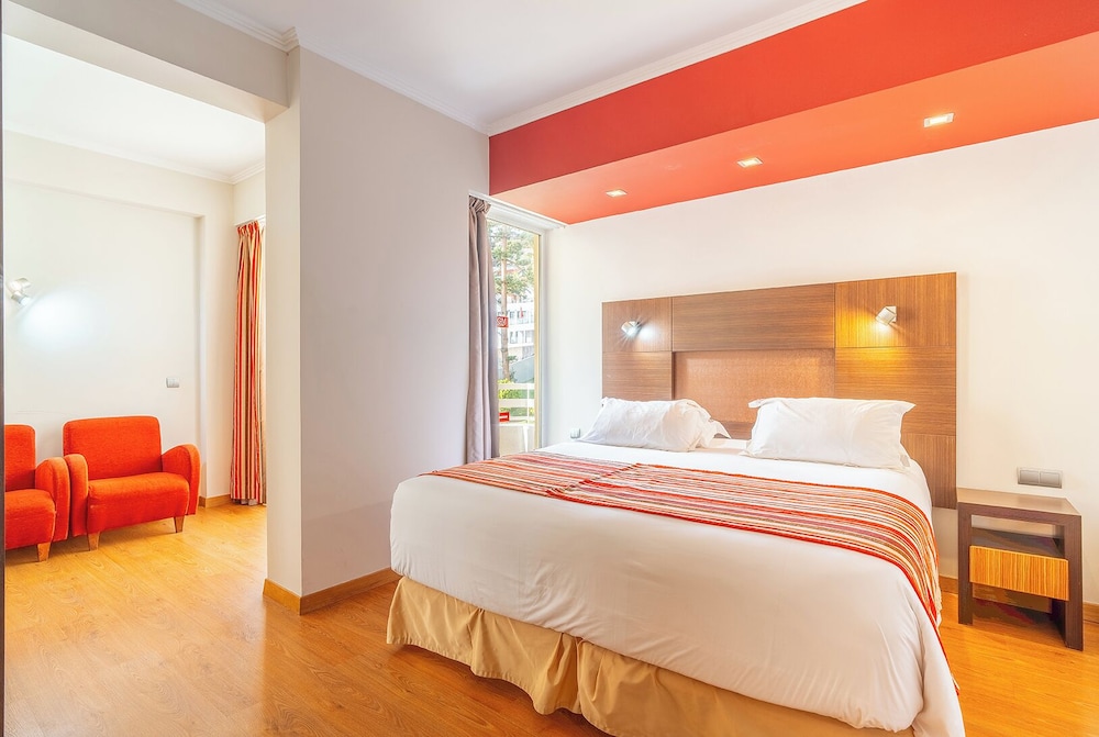 Muthu Raga Madeira Hotel — Hotel rooms in Funchal, Madeira