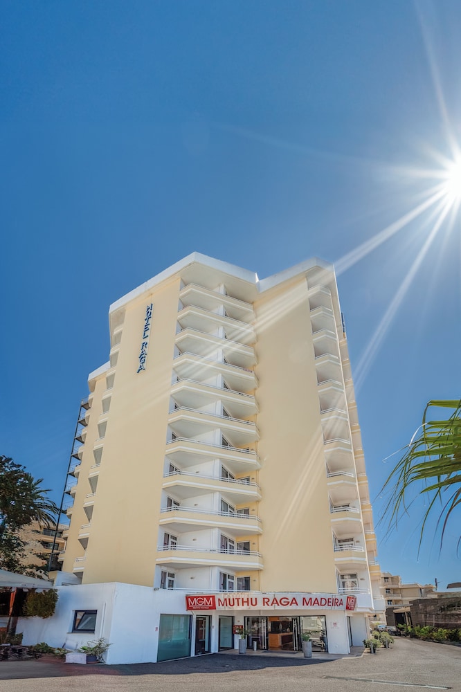 Muthu Raga Madeira Hotel — Hotel building in Funchal, Madeira