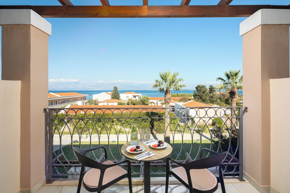 Roda Beach Resort & Spa All-inclusive — Hotel rooms in Roda, Ionian Islands
