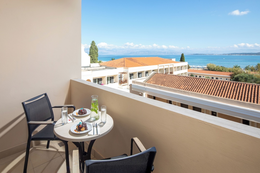 Roda Beach Resort & Spa All-inclusive — Hotel rooms in Roda, Ionian Islands
