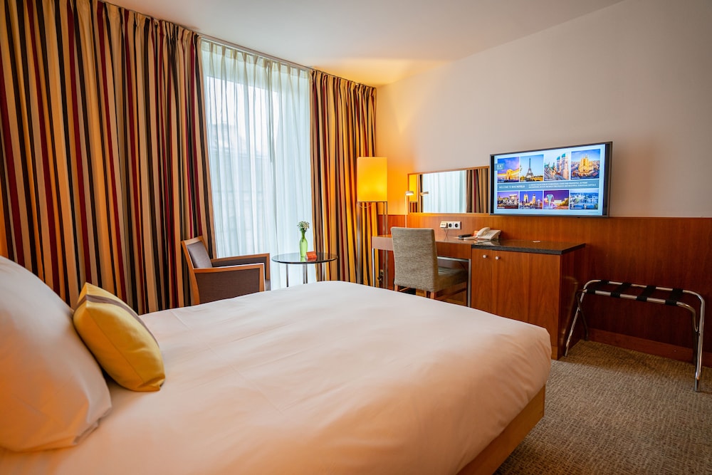 K+K Hotel Opera Budapest — Hotel rooms in Budapest, Budapest