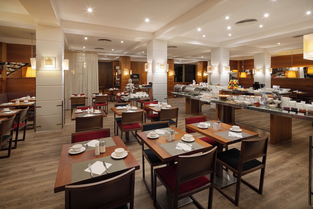 K+K Hotel Opera Budapest — Restaurant & bars in Budapest, Budapest