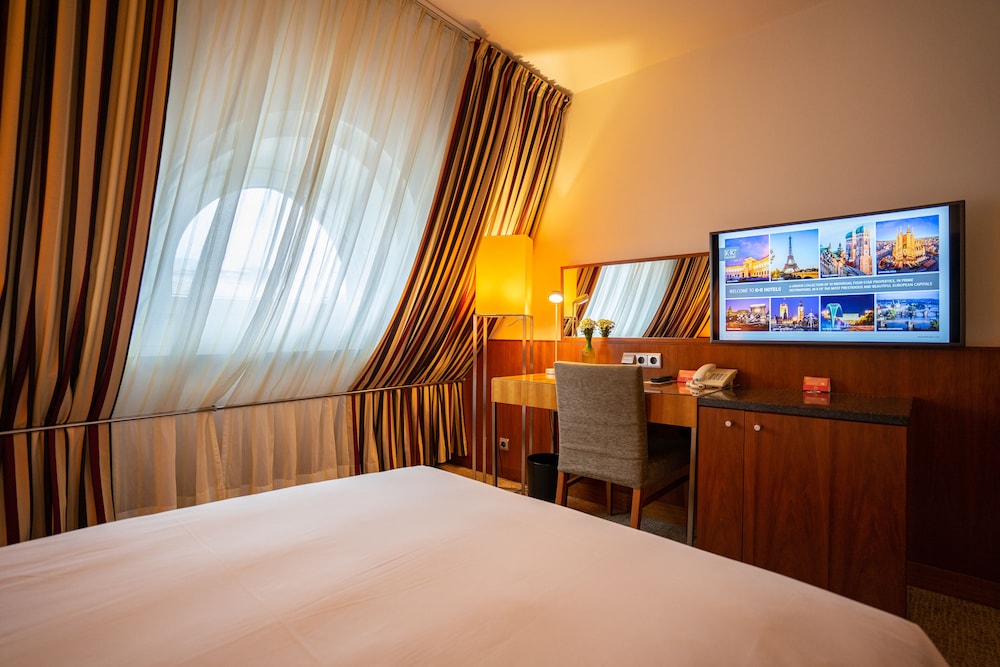 K+K Hotel Opera Budapest — Hotel rooms in Budapest, Budapest