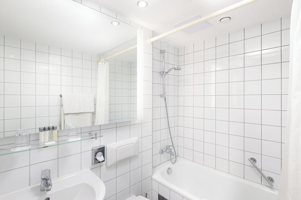 K+K Hotel Opera Budapest — Hotel rooms in Budapest, Budapest