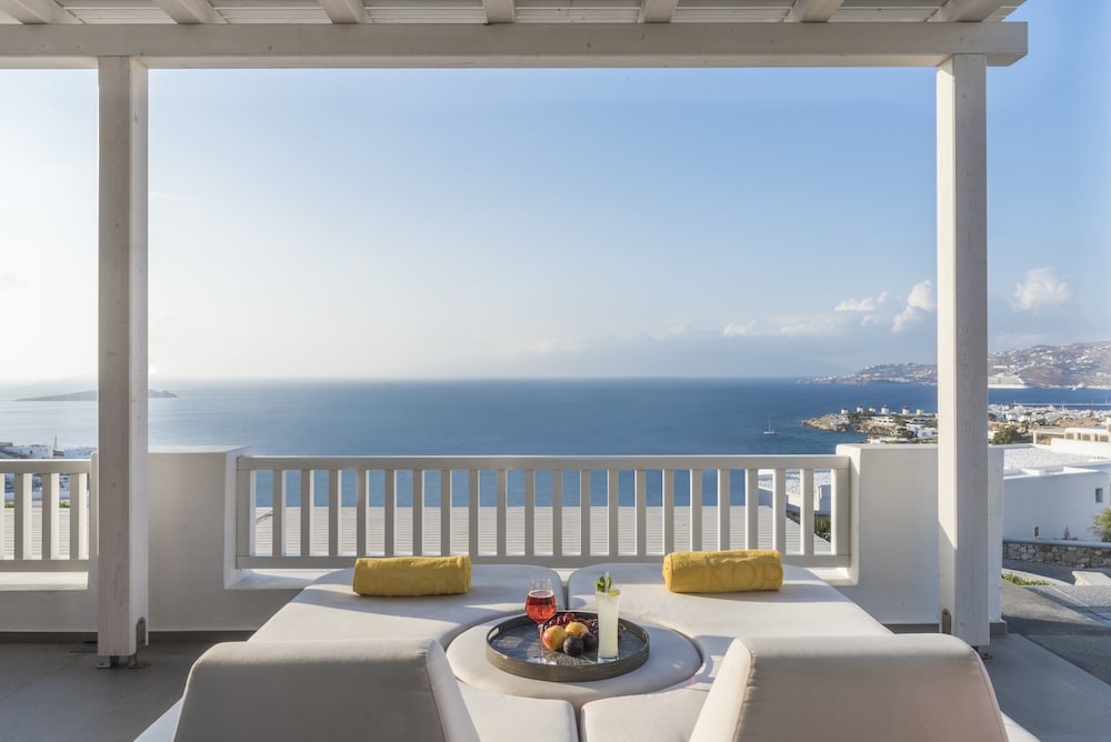 Myconian Korali Relais & Chateaux — Hotel rooms in Mykonos Town, South Aegean