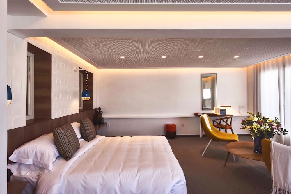 Myconian Korali Relais & Chateaux — Hotel rooms in Mykonos Town, South Aegean